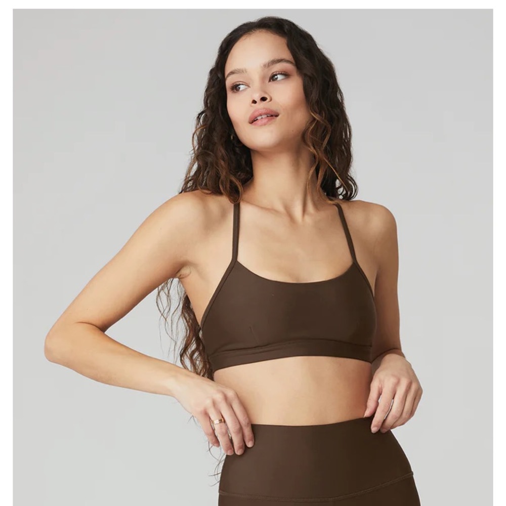 ALO Yoga - Airlift Intrigue Bra (espresso)